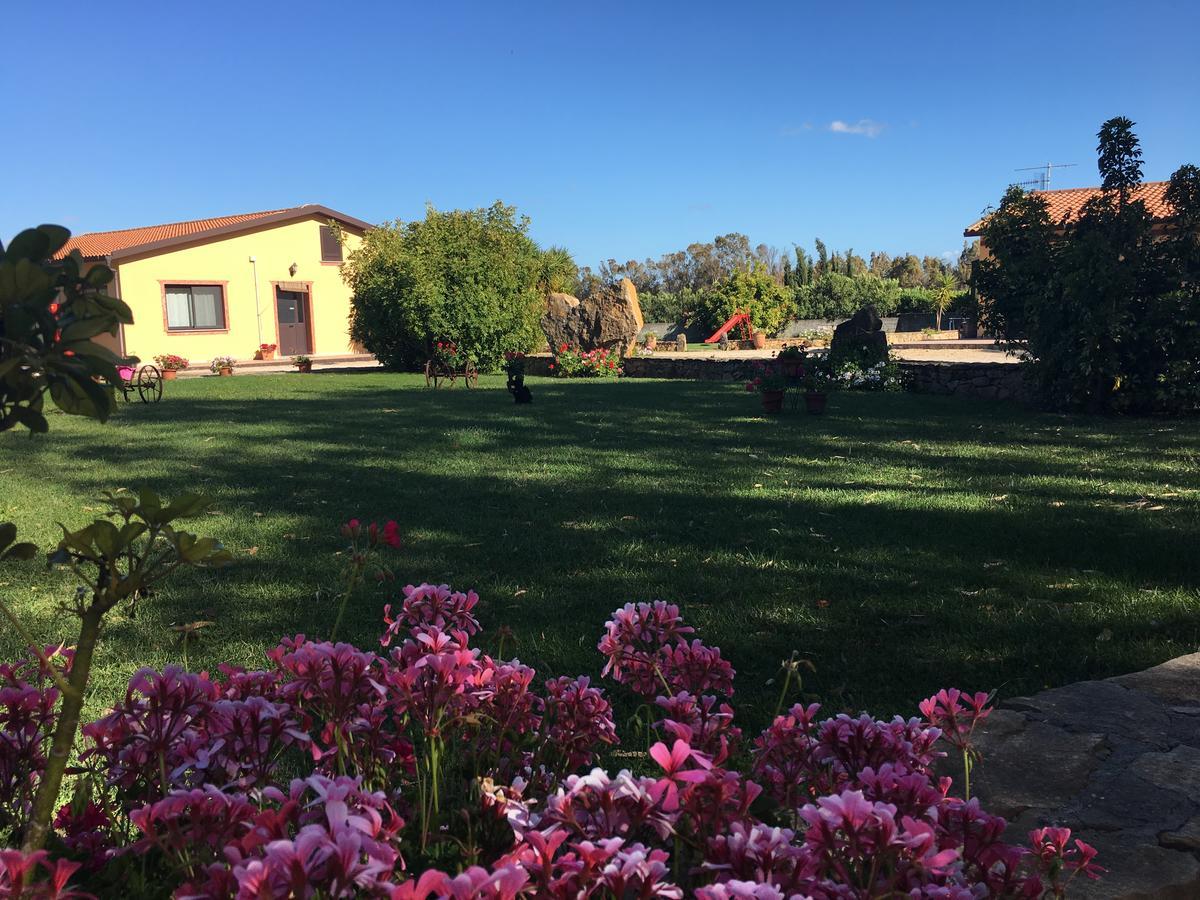 Agriturismo Sechi Campanedda Exterior photo